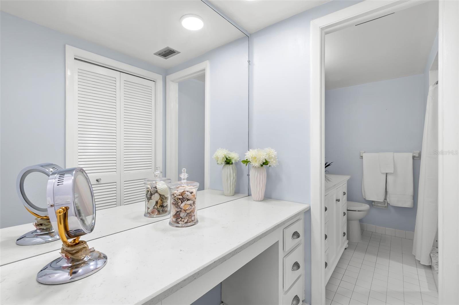 7100 Sunshine Skyway Ln S #704 Property Photo 23