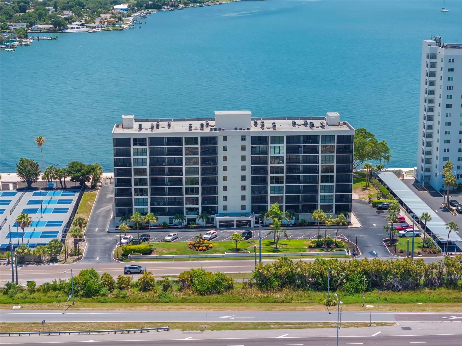 7100 Sunshine Skyway Ln S #704 Property Photo 29