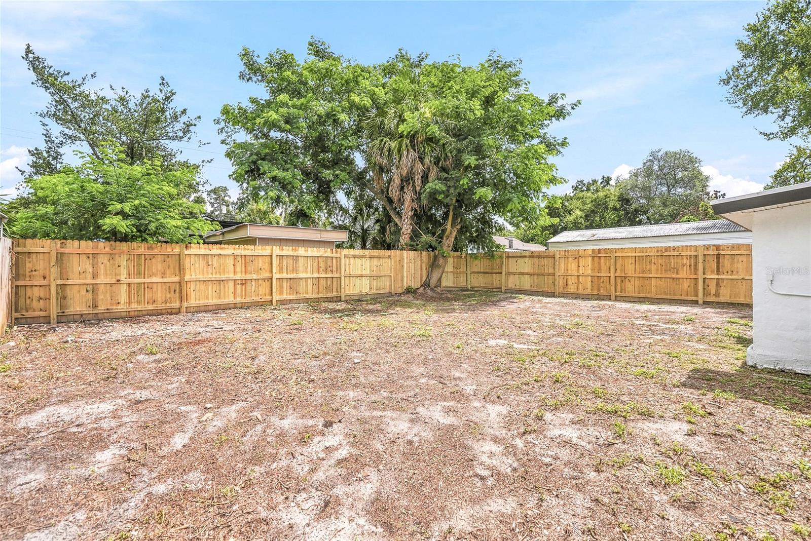 2110 E Nedro Rd Property Photo 26