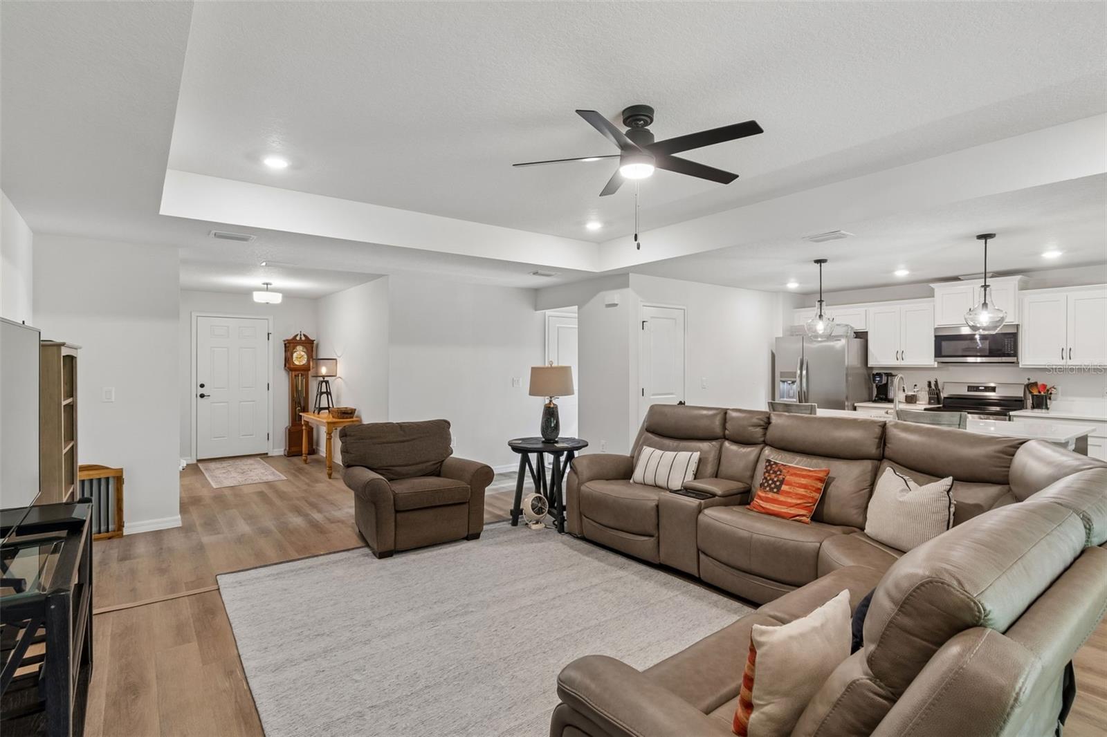 8948 Carrie Way Property Photo 8
