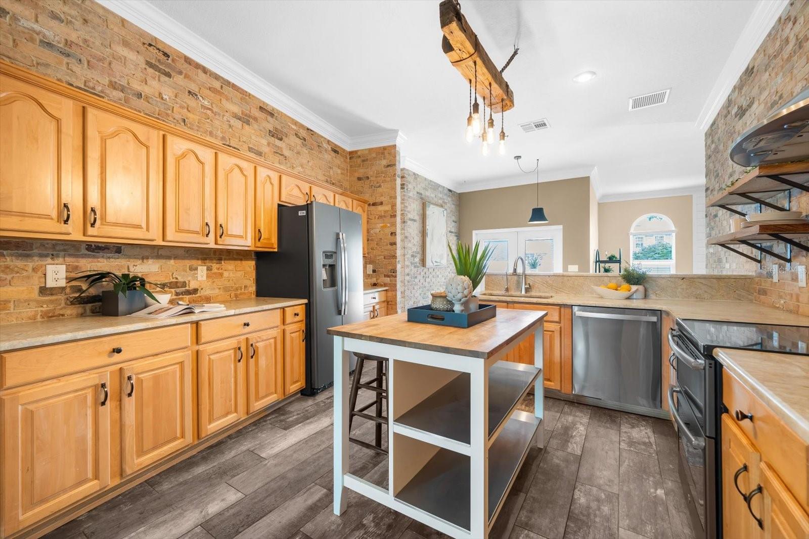 1874 Stable Trl Property Photo 13