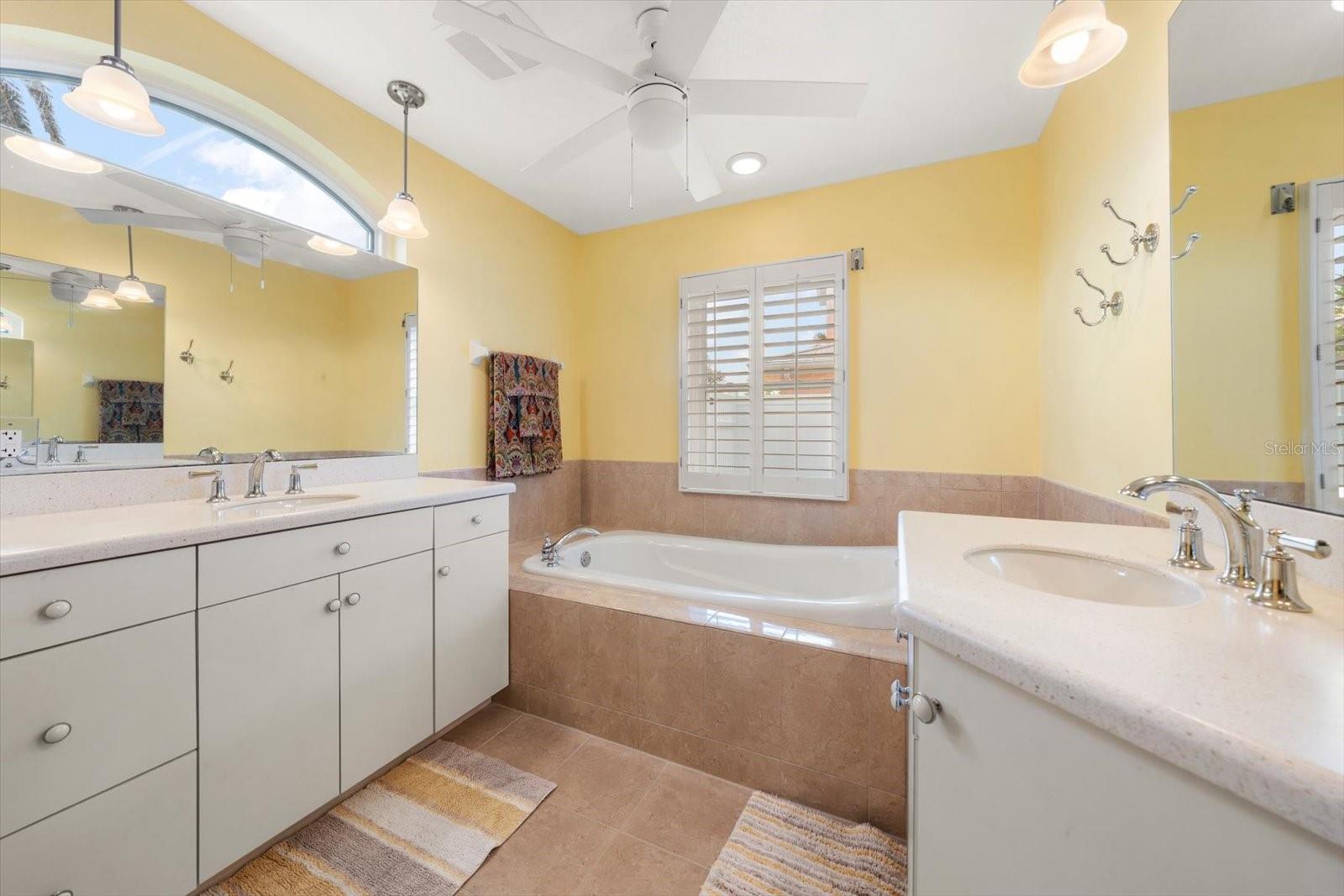 2218 Donato Dr Property Photo 19