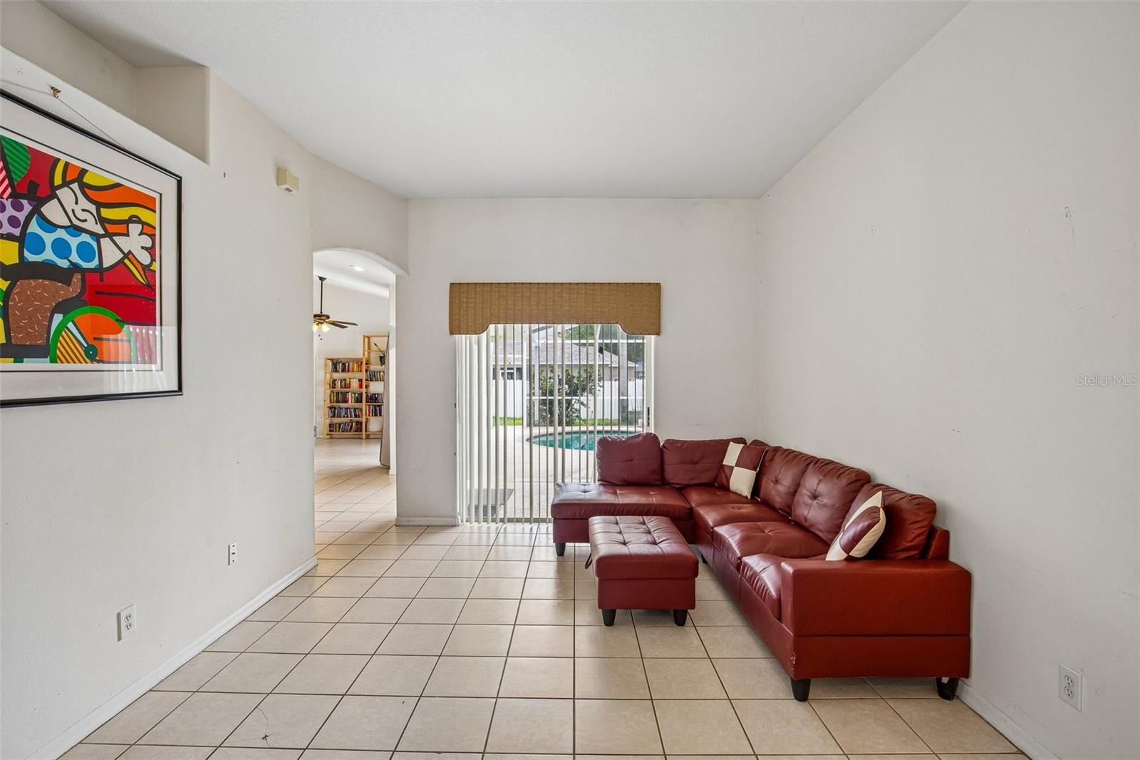 2302 Towering Oaks Cir Property Photo 4