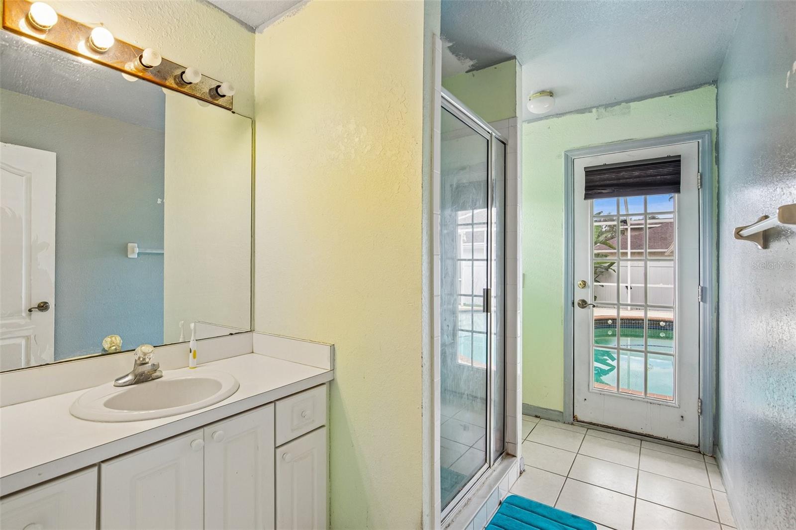 2302 Towering Oaks Cir Property Photo 17