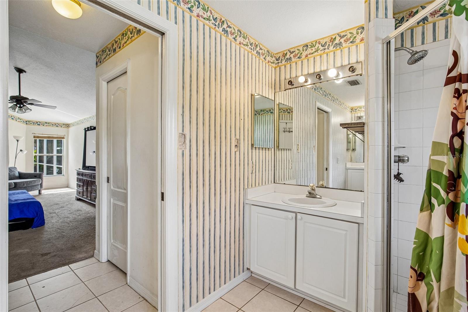 2302 Towering Oaks Cir Property Photo 32