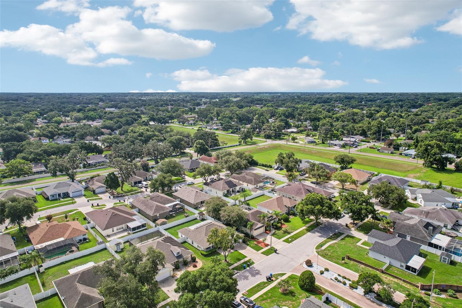 2302 Towering Oaks Cir Property Photo 45
