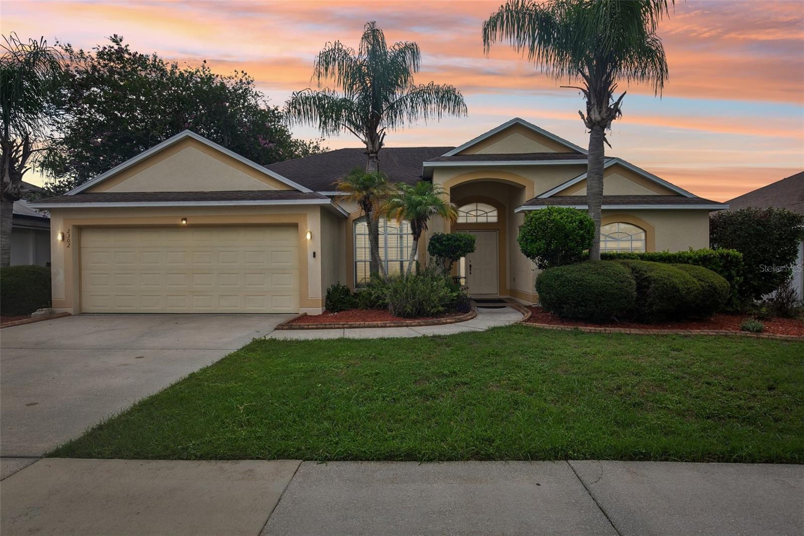 2302 Towering Oaks Cir Property Photo 46