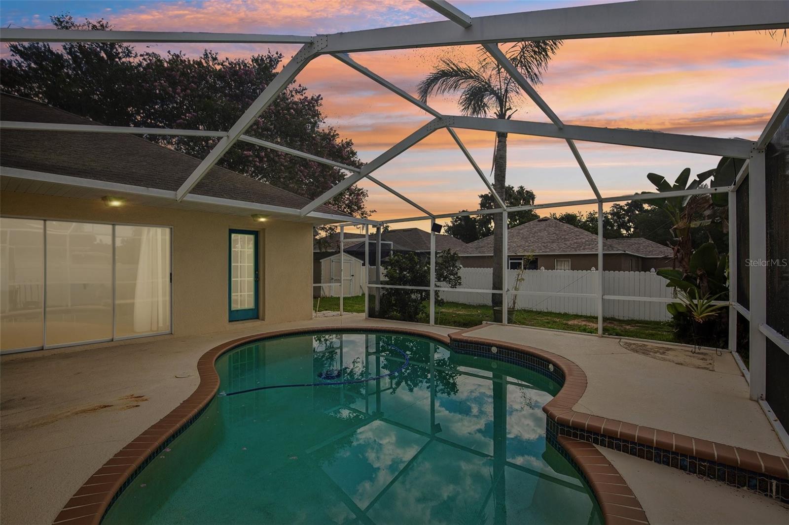 2302 Towering Oaks Cir Property Photo 47