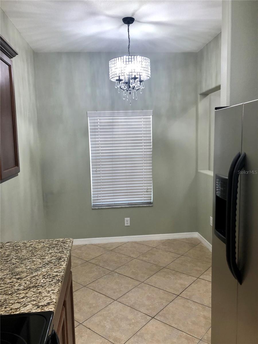 8541 Brushleaf Way Property Photo 5