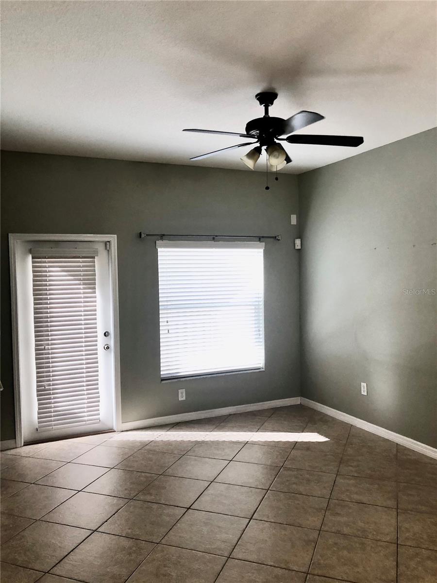 8541 Brushleaf Way Property Photo 16