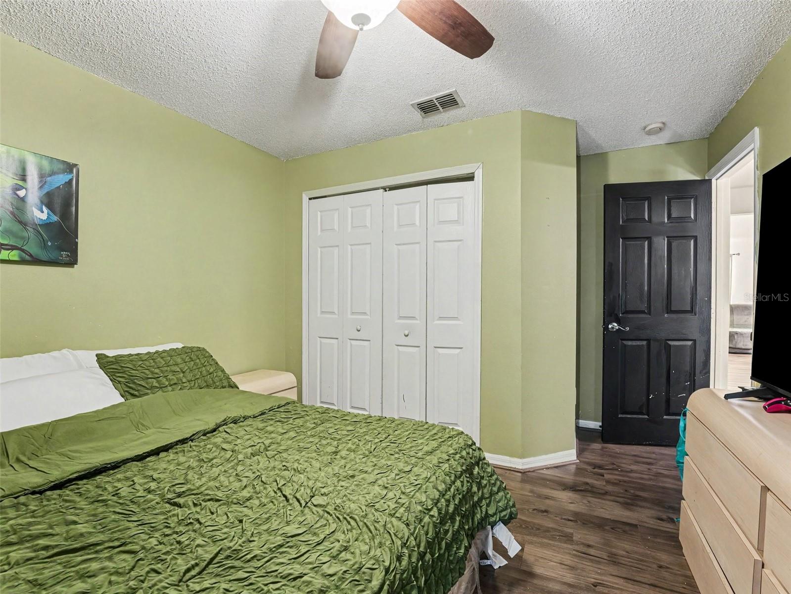 550 Buckingham Cir Property Photo 24
