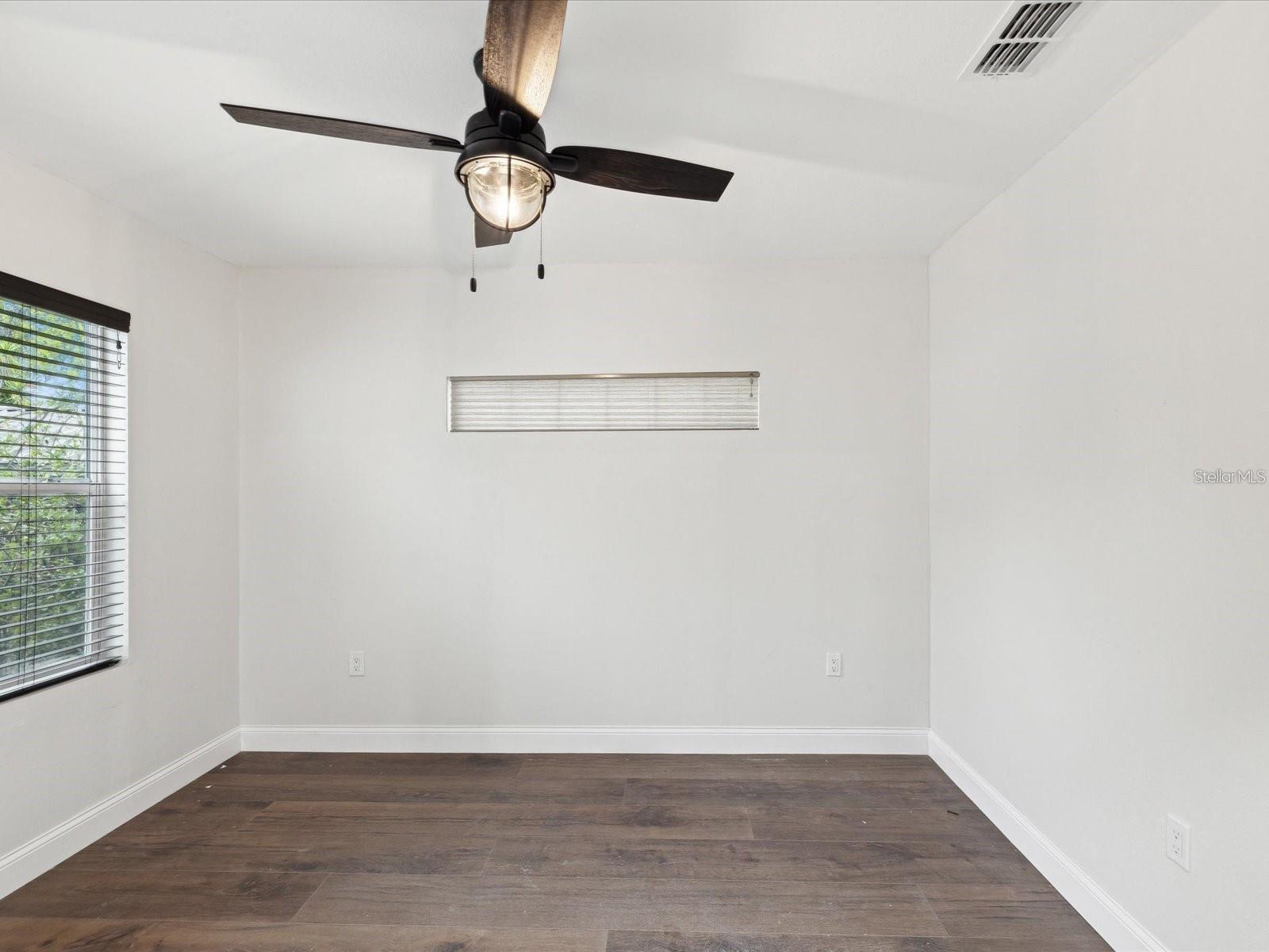 1008 E Norfolk St Property Photo 23