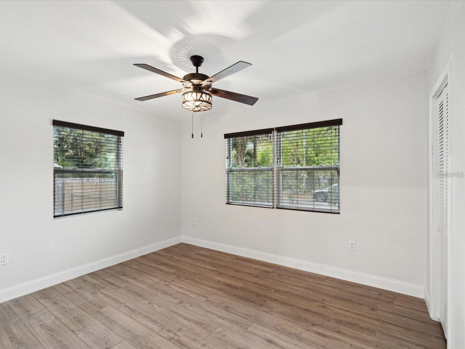 1008 E Norfolk St Property Photo 29