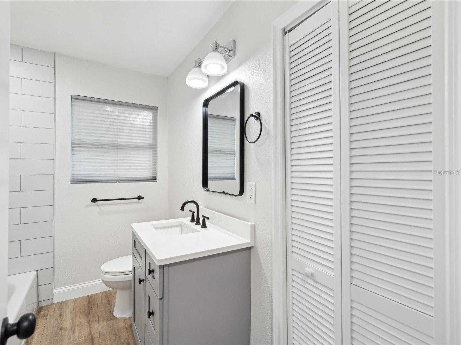 1008 E Norfolk St Property Photo 33
