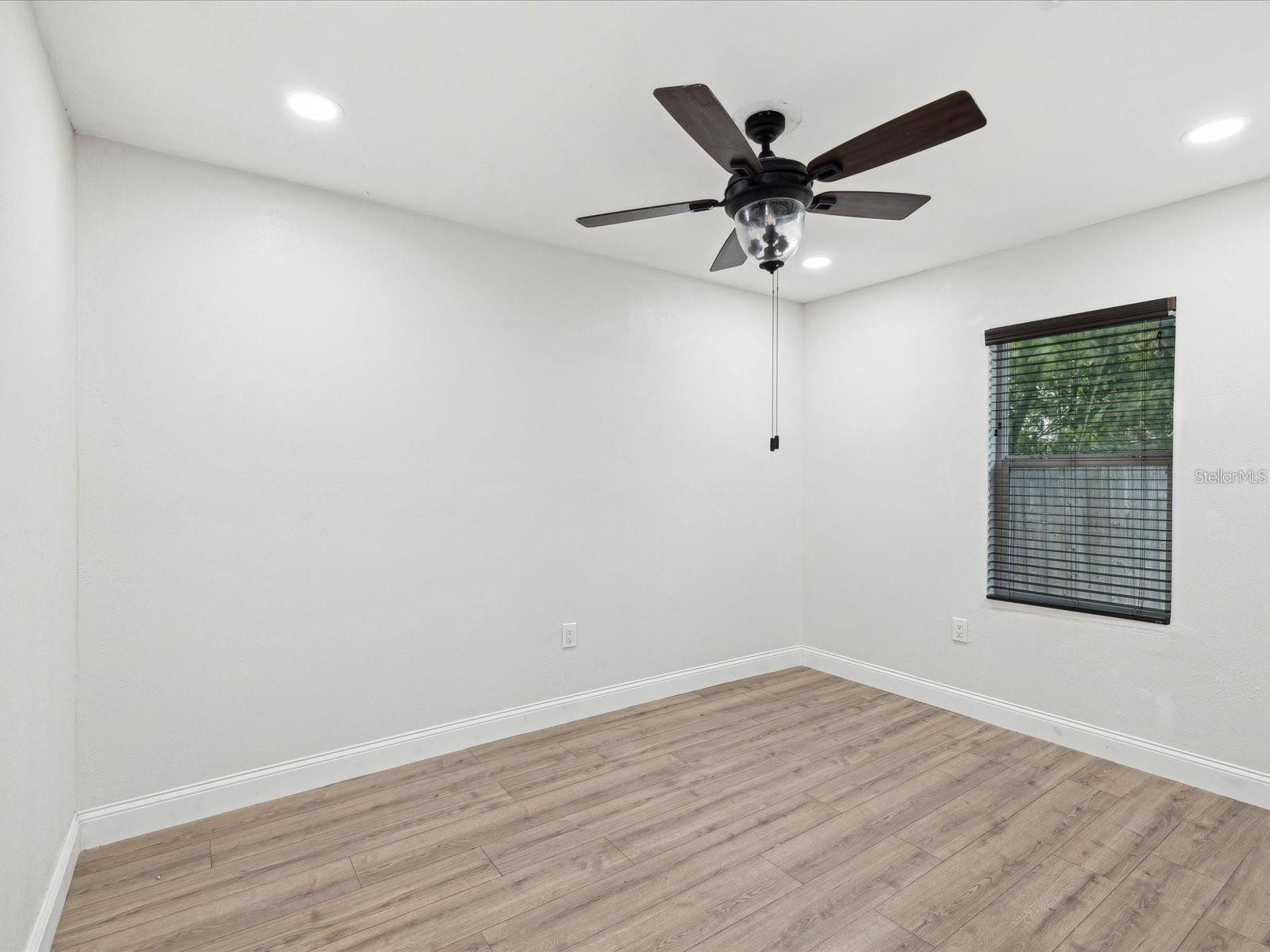 1008 E Norfolk St Property Photo 34