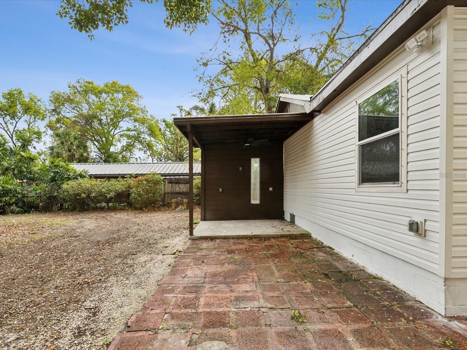 1008 E Norfolk St Property Photo 37