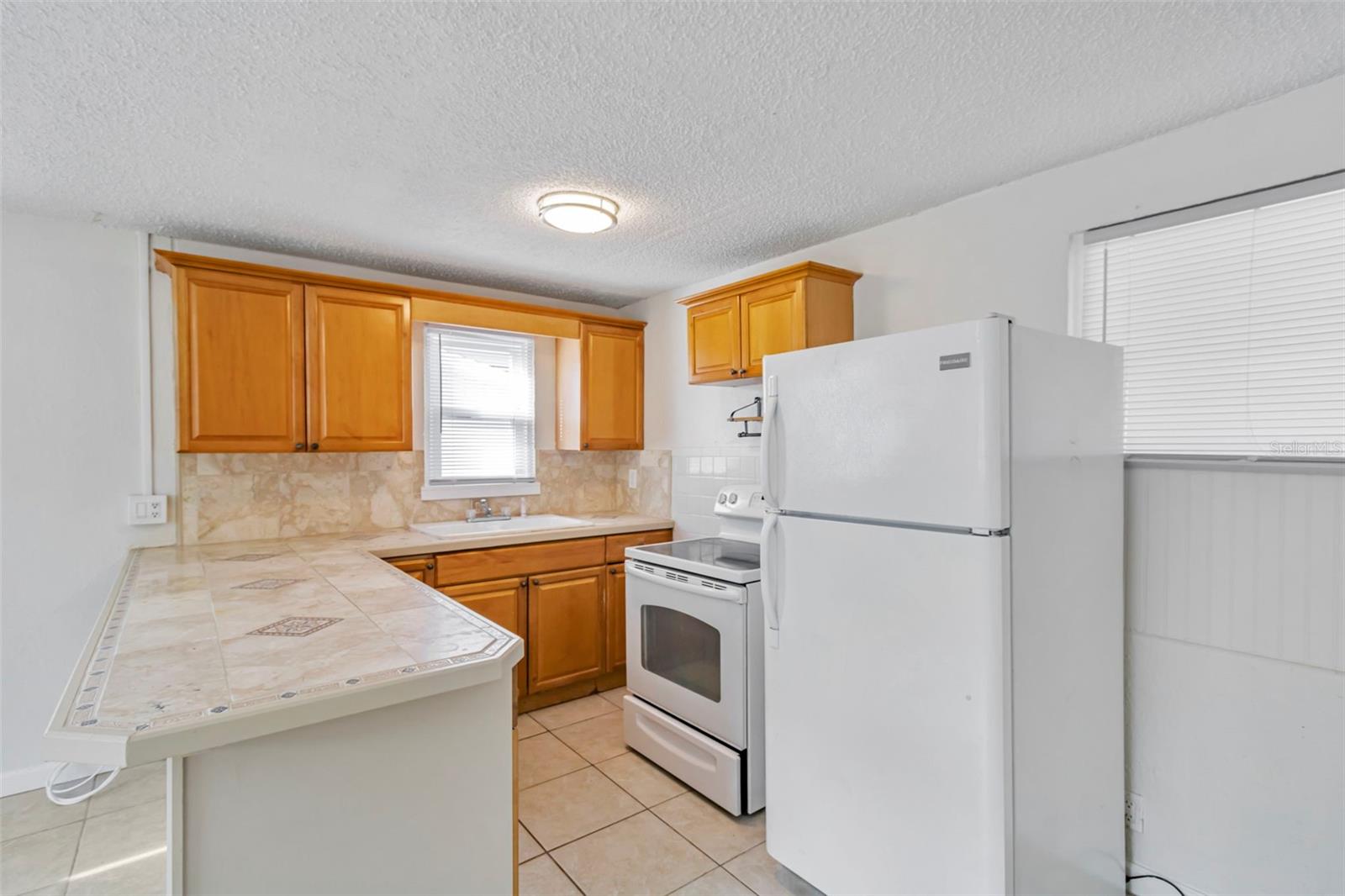 809 Illinois Ave Property Photo 4