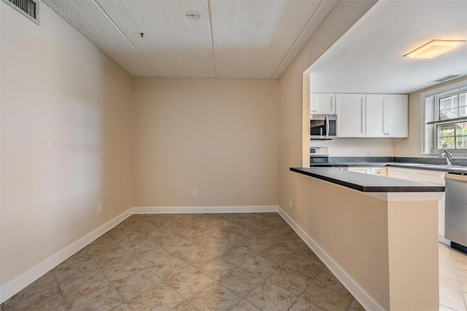 8565 12th Way N #a Property Photo 13