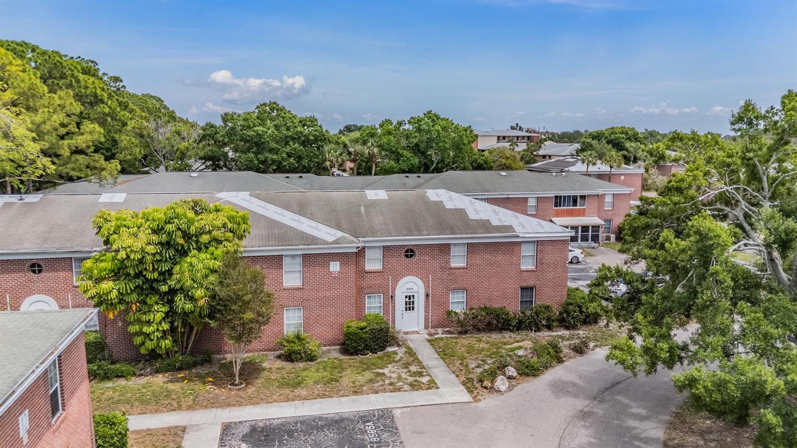 8565 12th Way N #a Property Photo 33