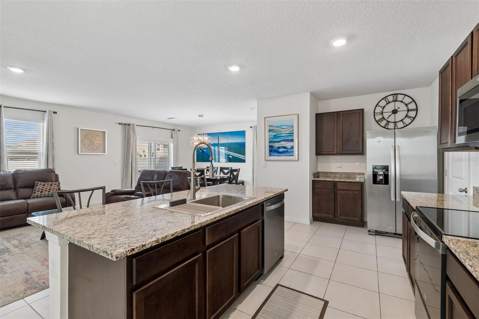 17053 Oval Rum Dr Property Photo 10
