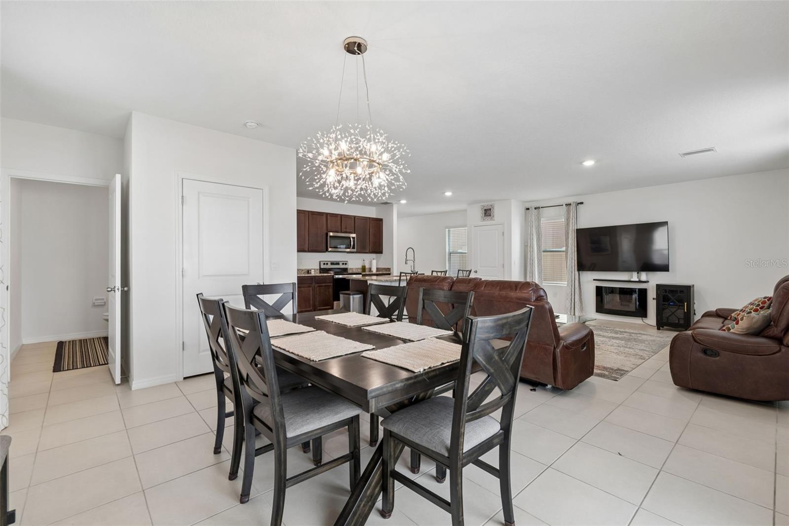 17053 Oval Rum Dr Property Photo 19