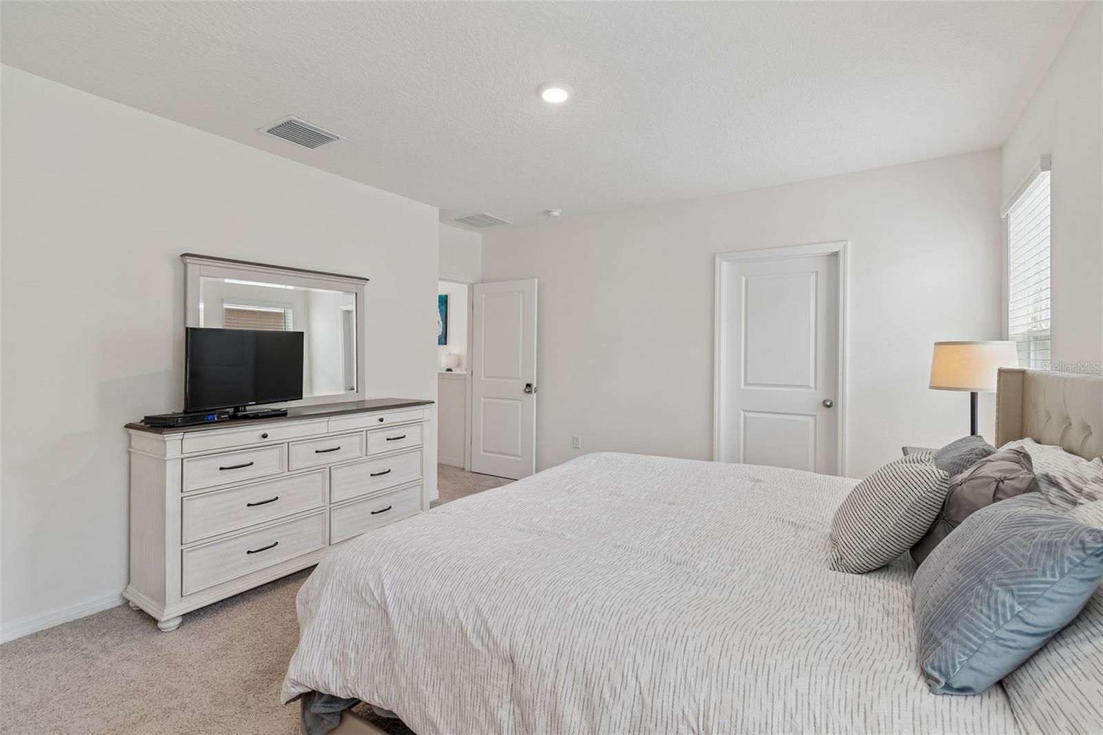 17053 Oval Rum Dr Property Photo 28