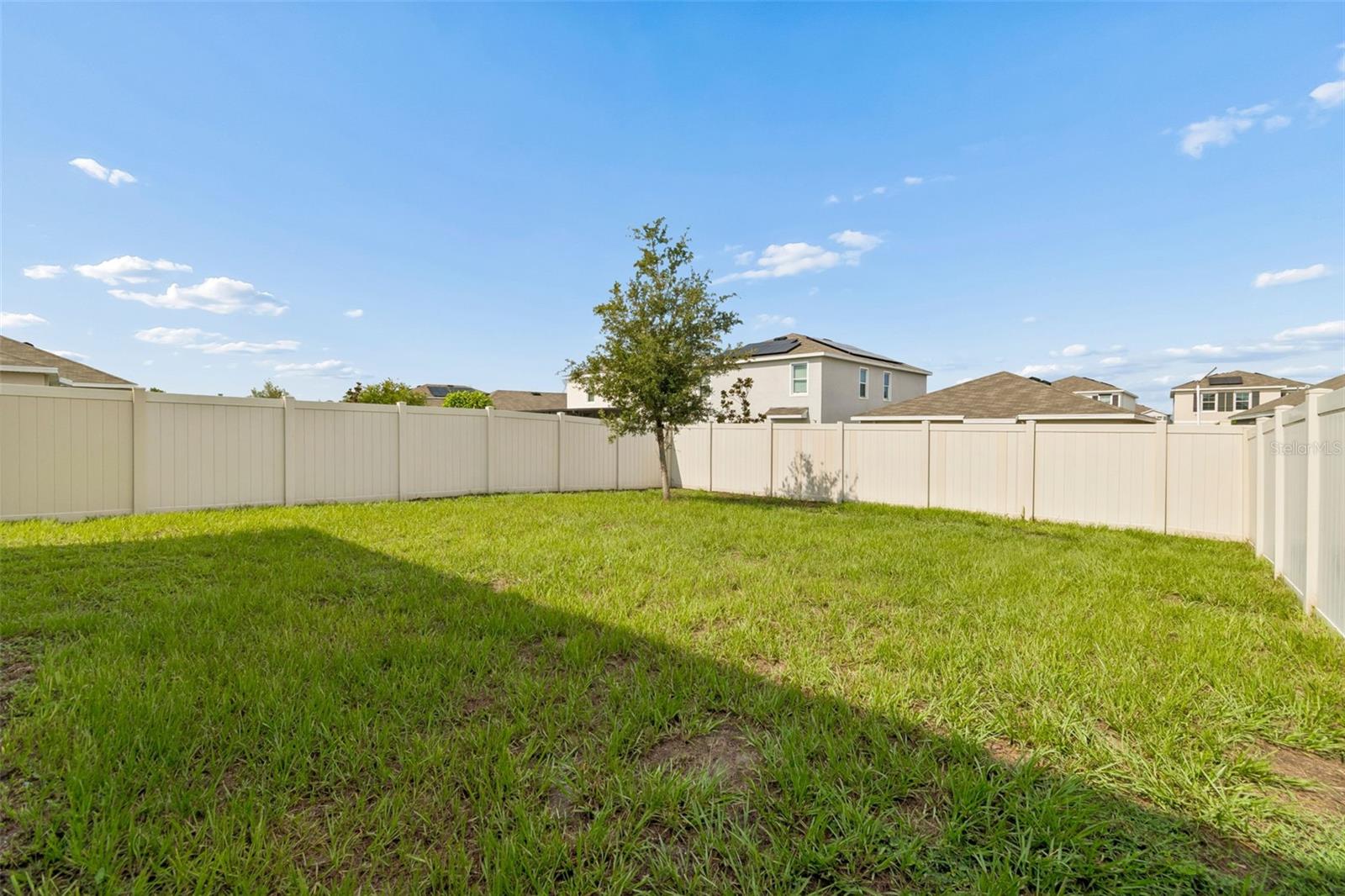 17053 Oval Rum Dr Property Photo 44