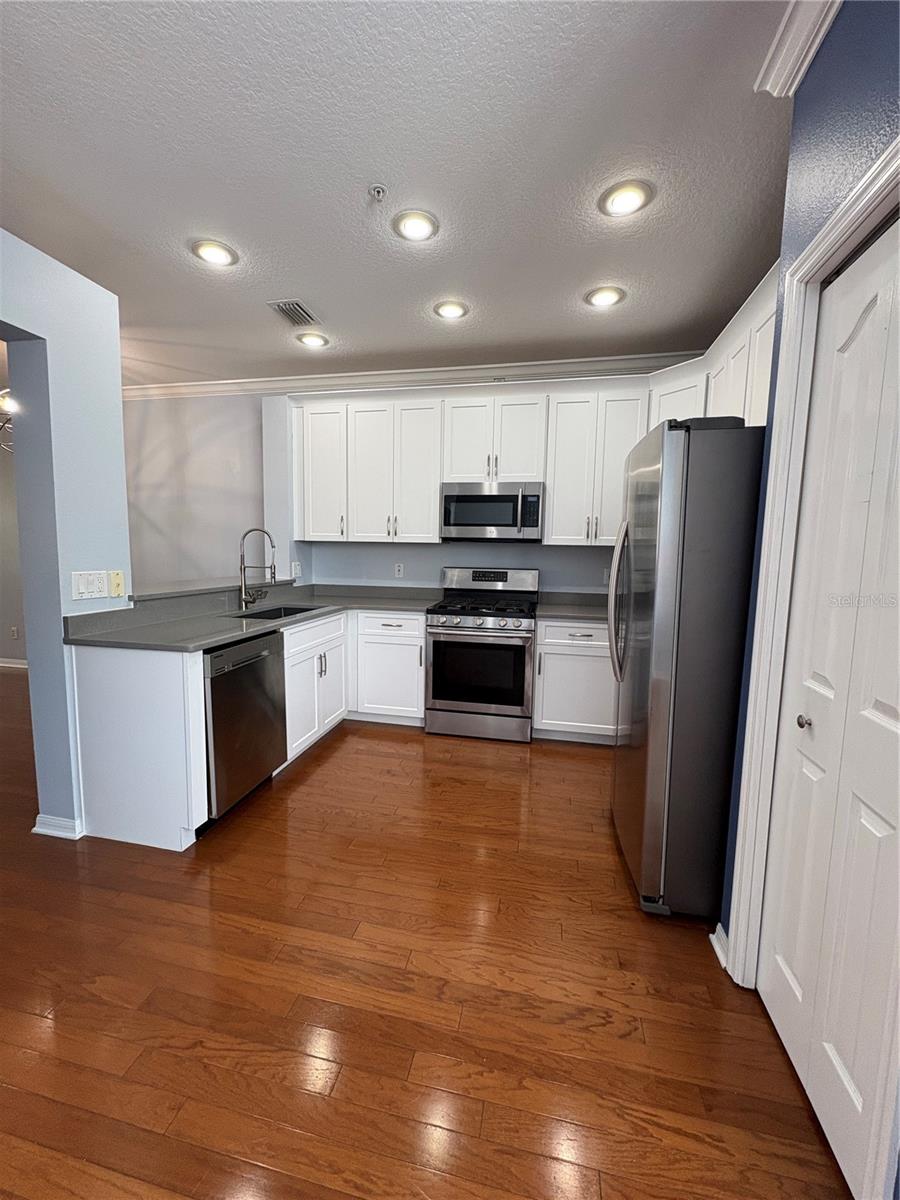 1407 Harbour Walk Rd Property Photo 14