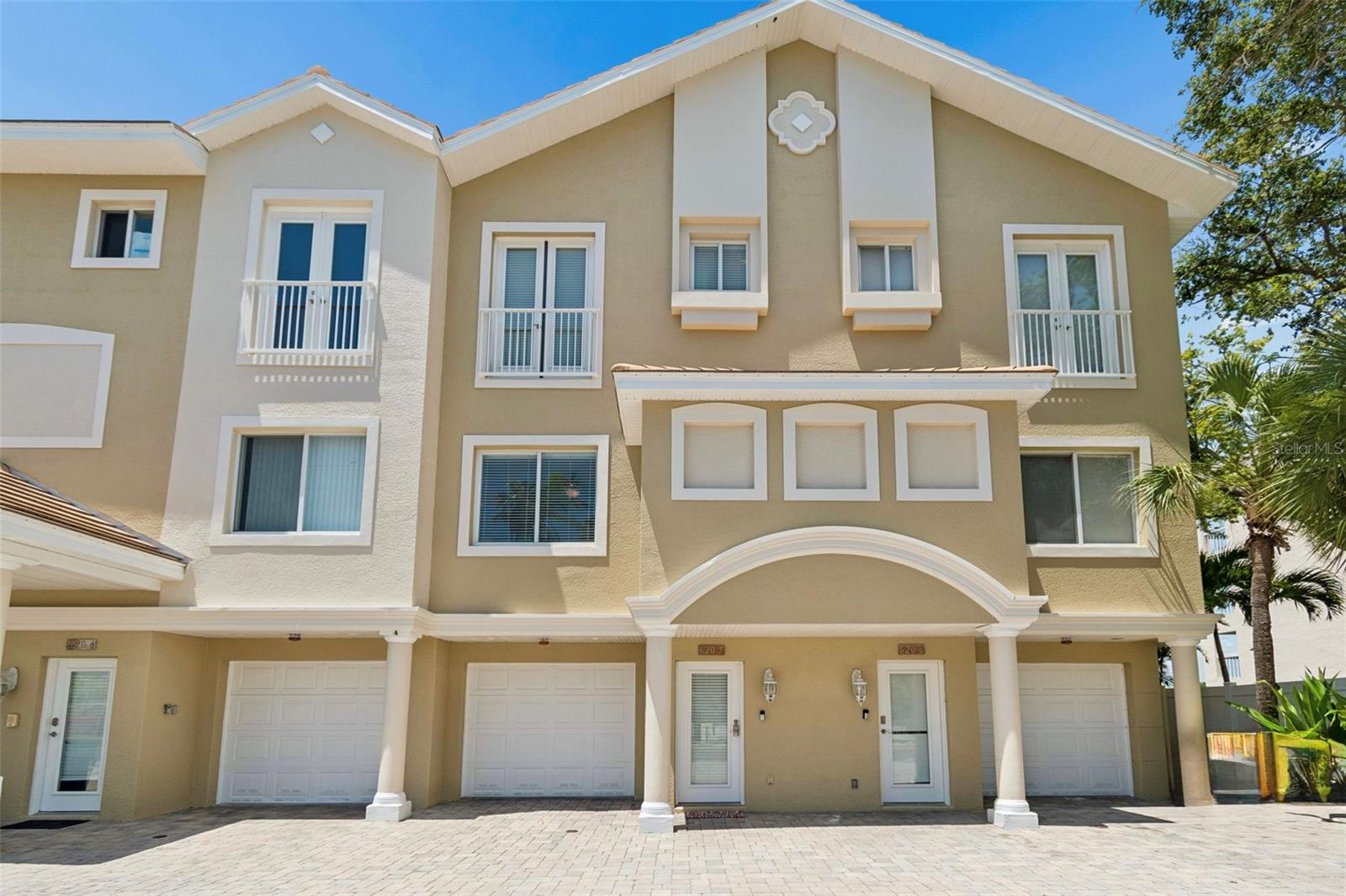 620 Bayway Blvd #5 Property Photo 4