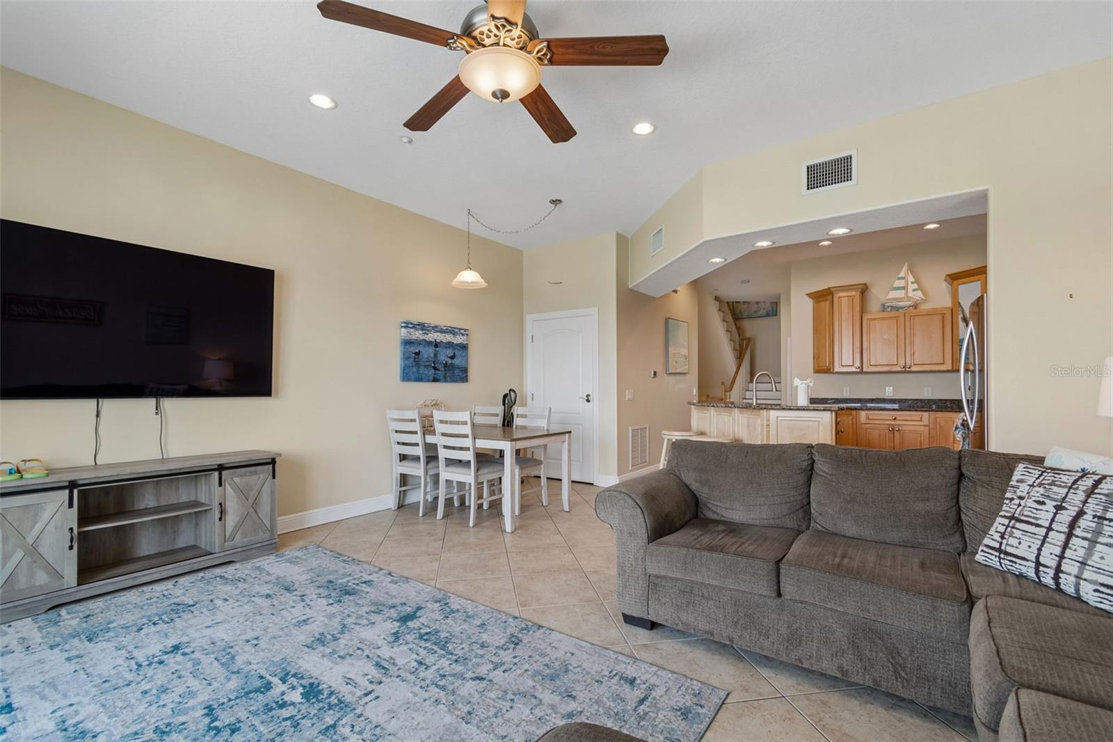 620 Bayway Blvd #5 Property Photo 10