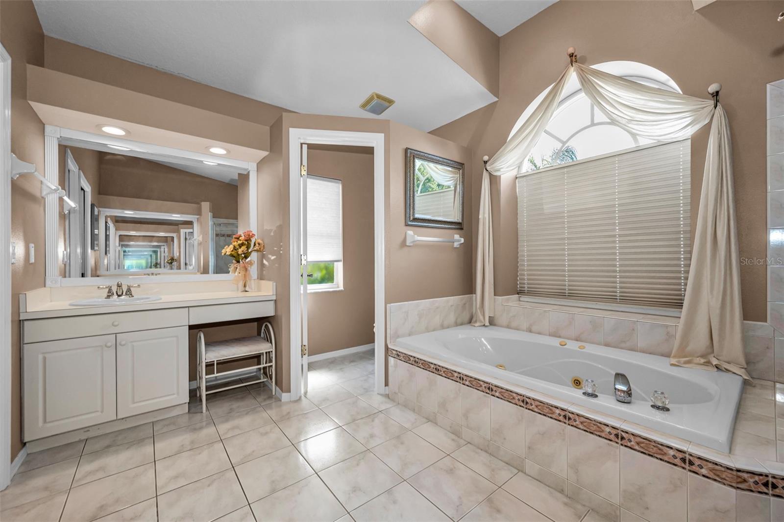 8843 Bel Meadow Way Property Photo 37