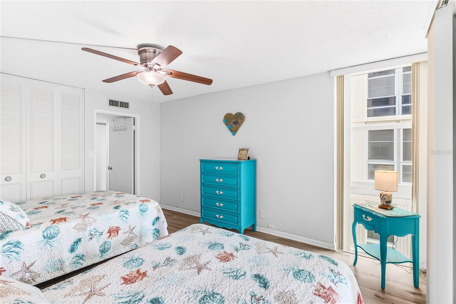 7400 Sun Island Dr S #203 Property Photo 14