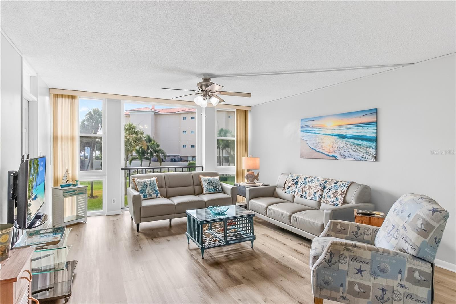 7400 Sun Island Dr S #203 Property Photo 16