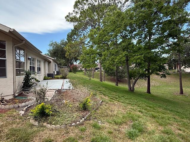 2232 Springmeadow Dr Property Photo 4