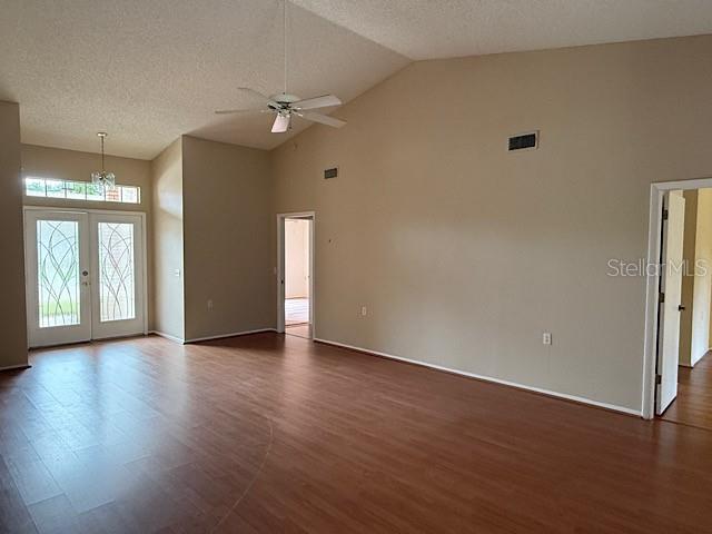 2232 Springmeadow Dr Property Photo 9