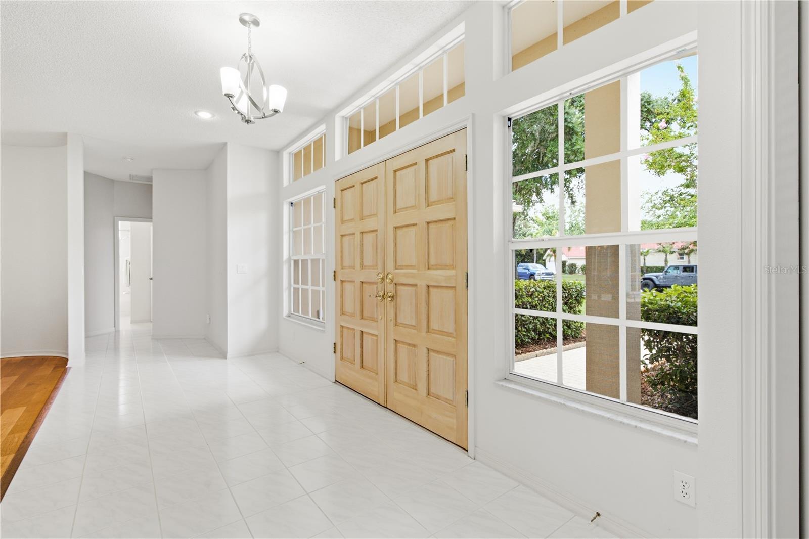 3187 Sterling St Property Photo 6