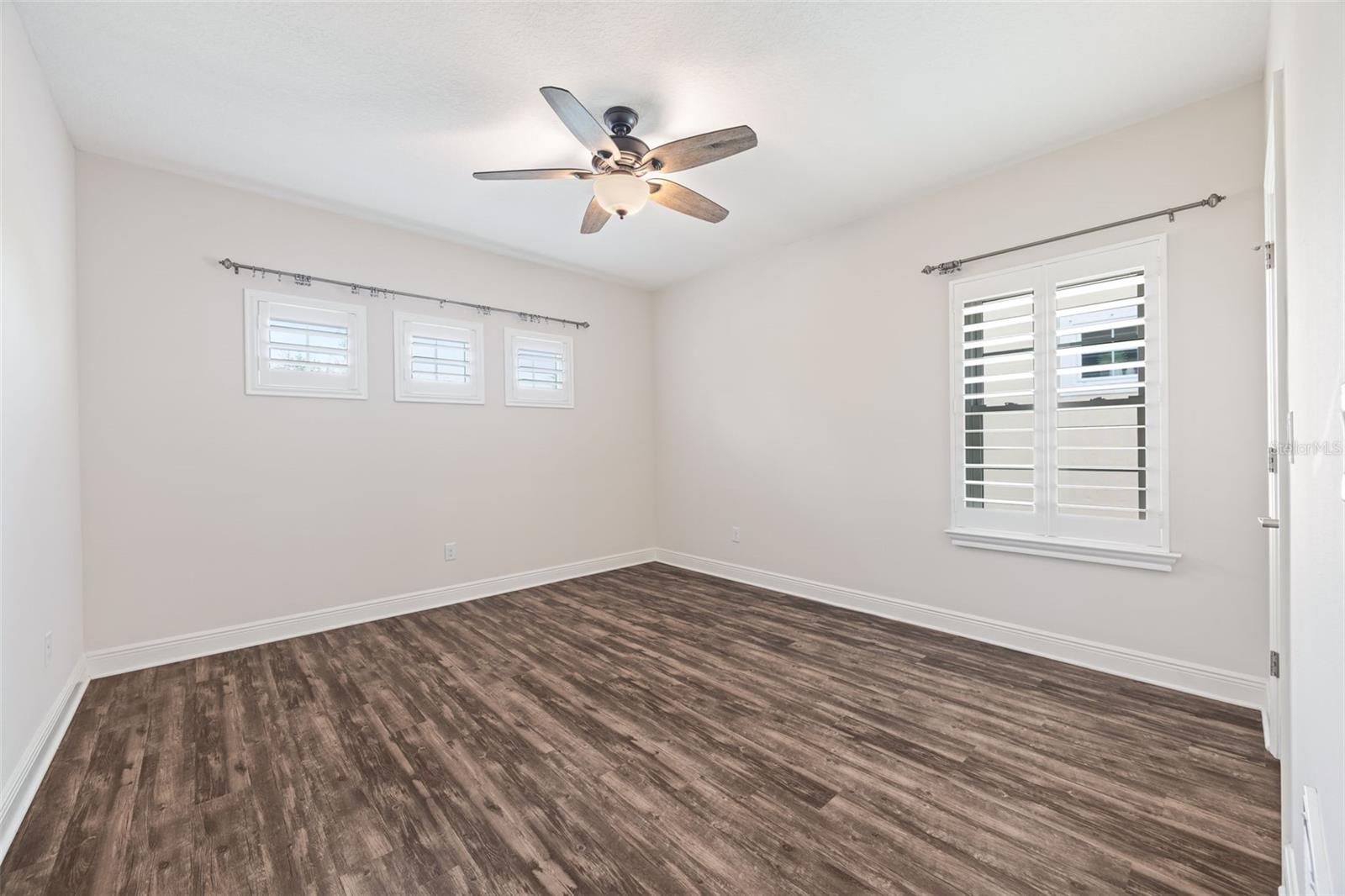 510 Winterside Dr Property Photo 33