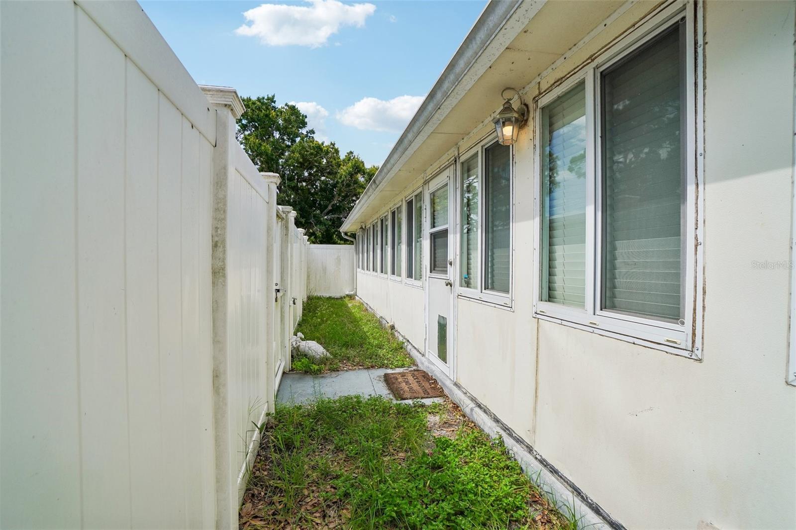 6232 Gretna Green Ct N Property Photo 34