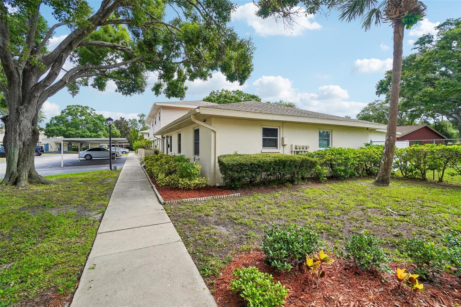 6232 Gretna Green Ct N Property Photo 37