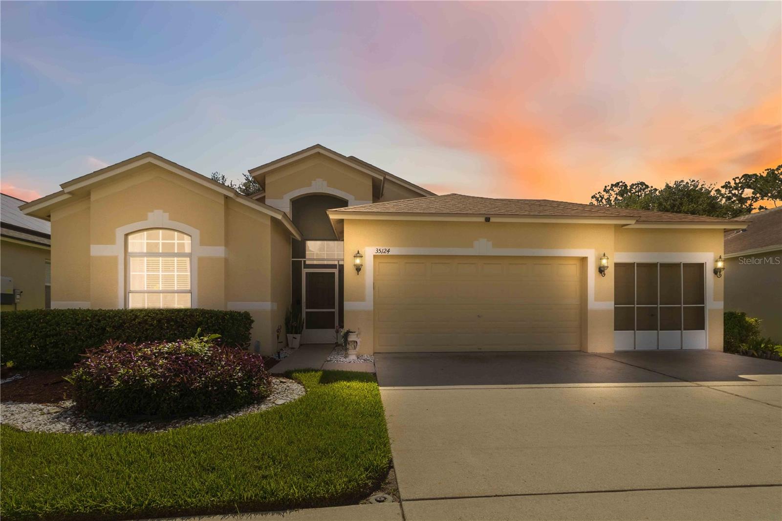 35124 Deerfield Oaks Dr Property Photo 1