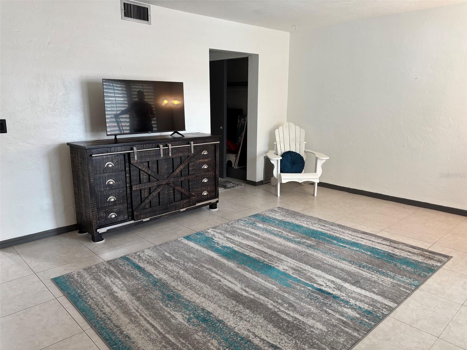 2020 World Parkway Blvd #10 Property Photo 4