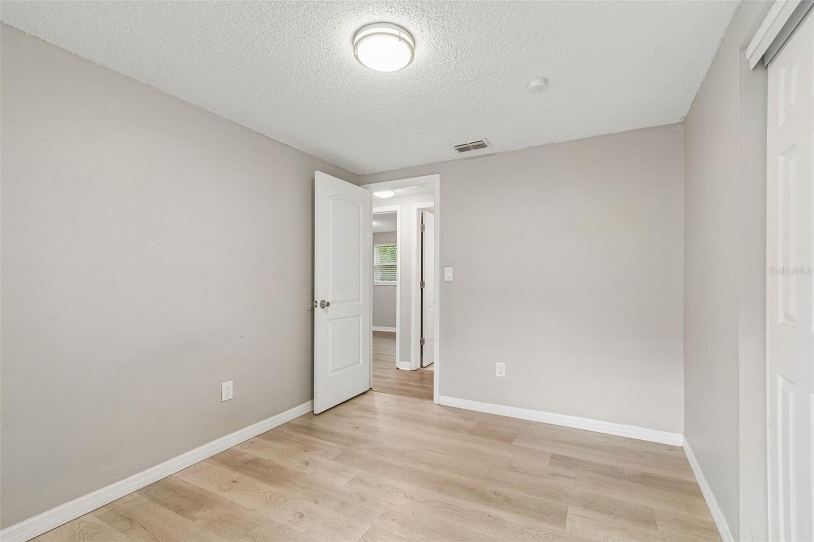 1124 Jadewood Ave Property Photo 21