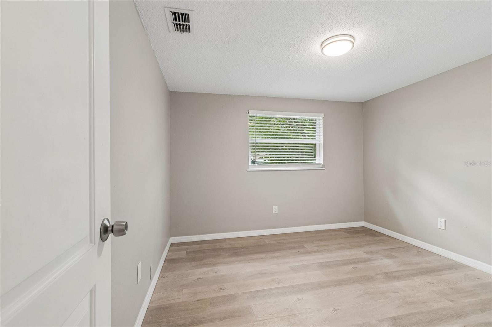 1124 Jadewood Ave Property Photo 23