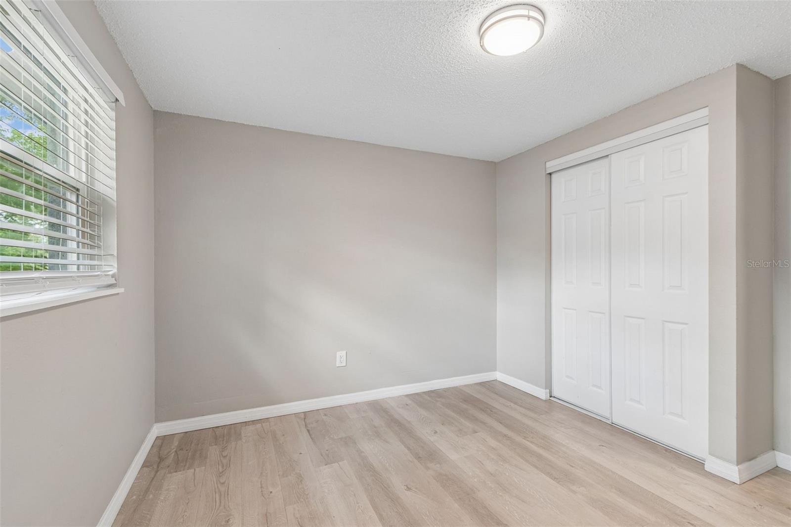 1124 Jadewood Ave Property Photo 24