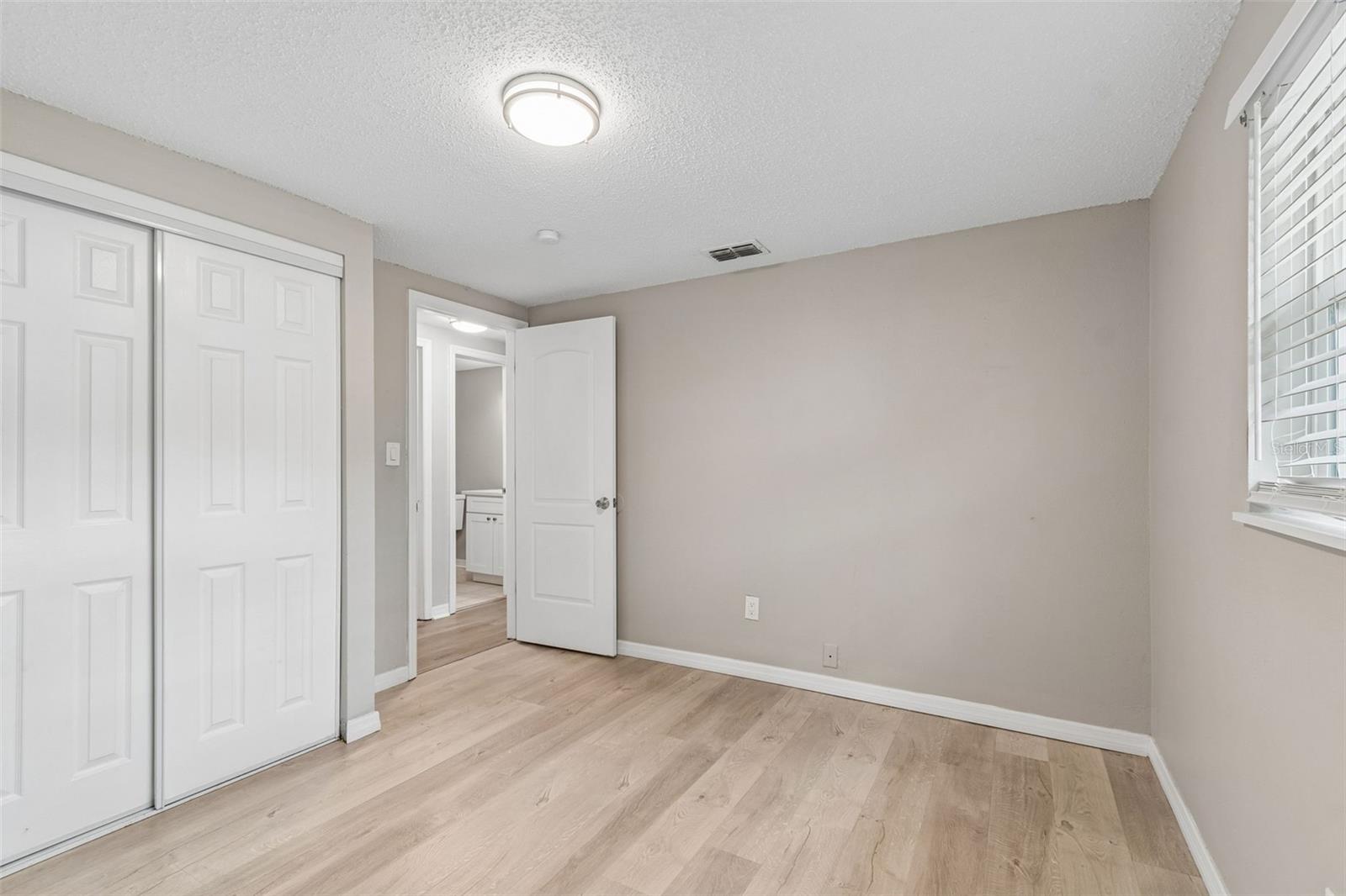 1124 Jadewood Ave Property Photo 25