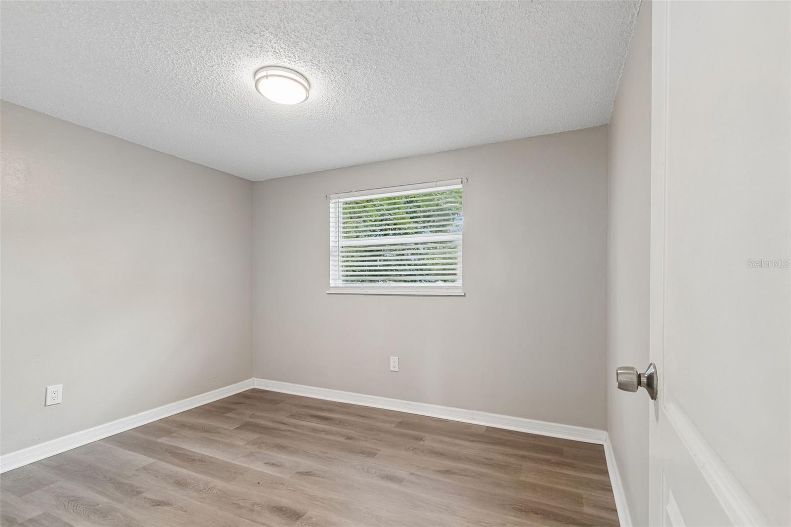 1124 Jadewood Ave Property Photo 30