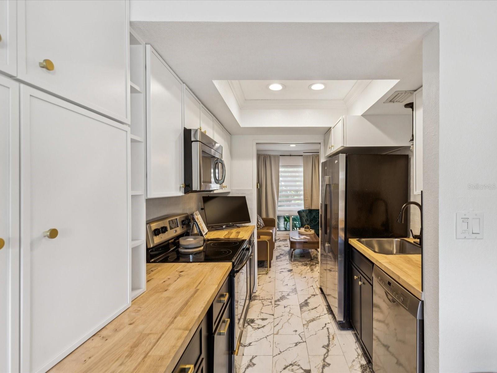 1308 70th St N Property Photo 9