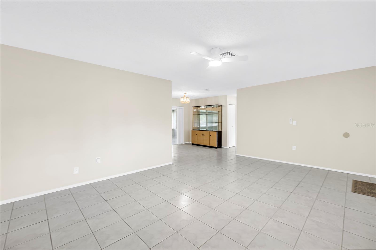 5812 16th Ln Ne Property Photo 14