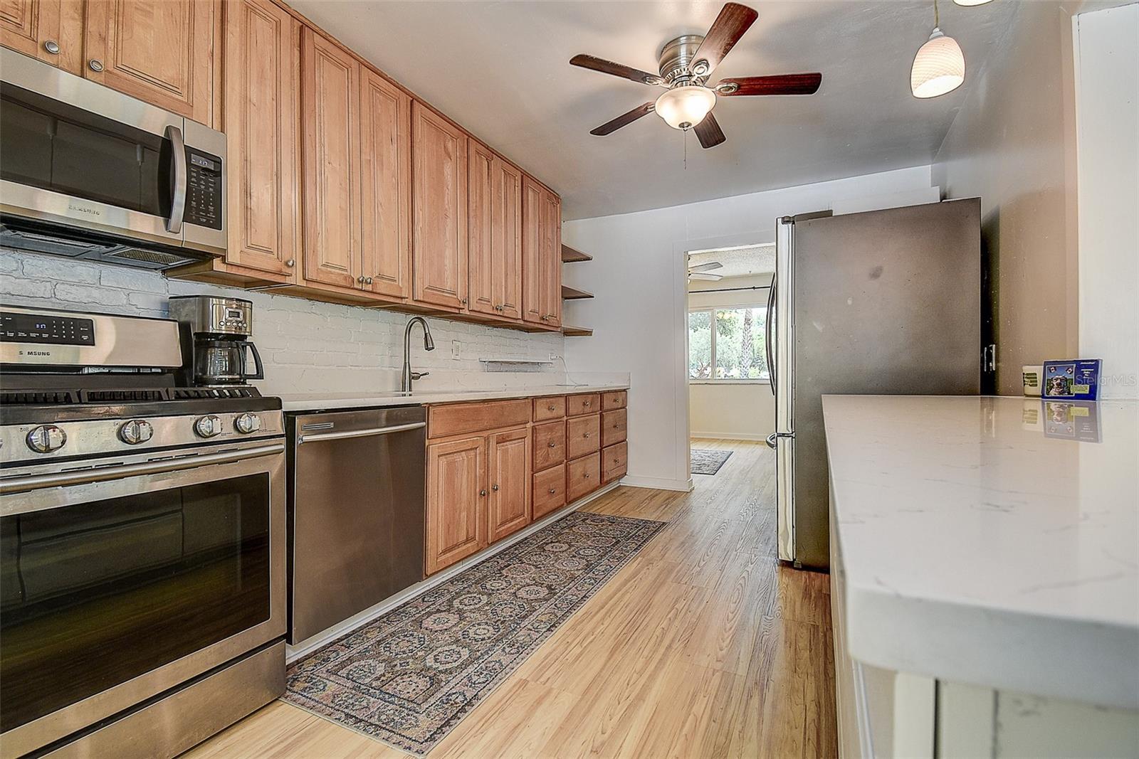 1509 Canterbury Rd N Property Photo 15