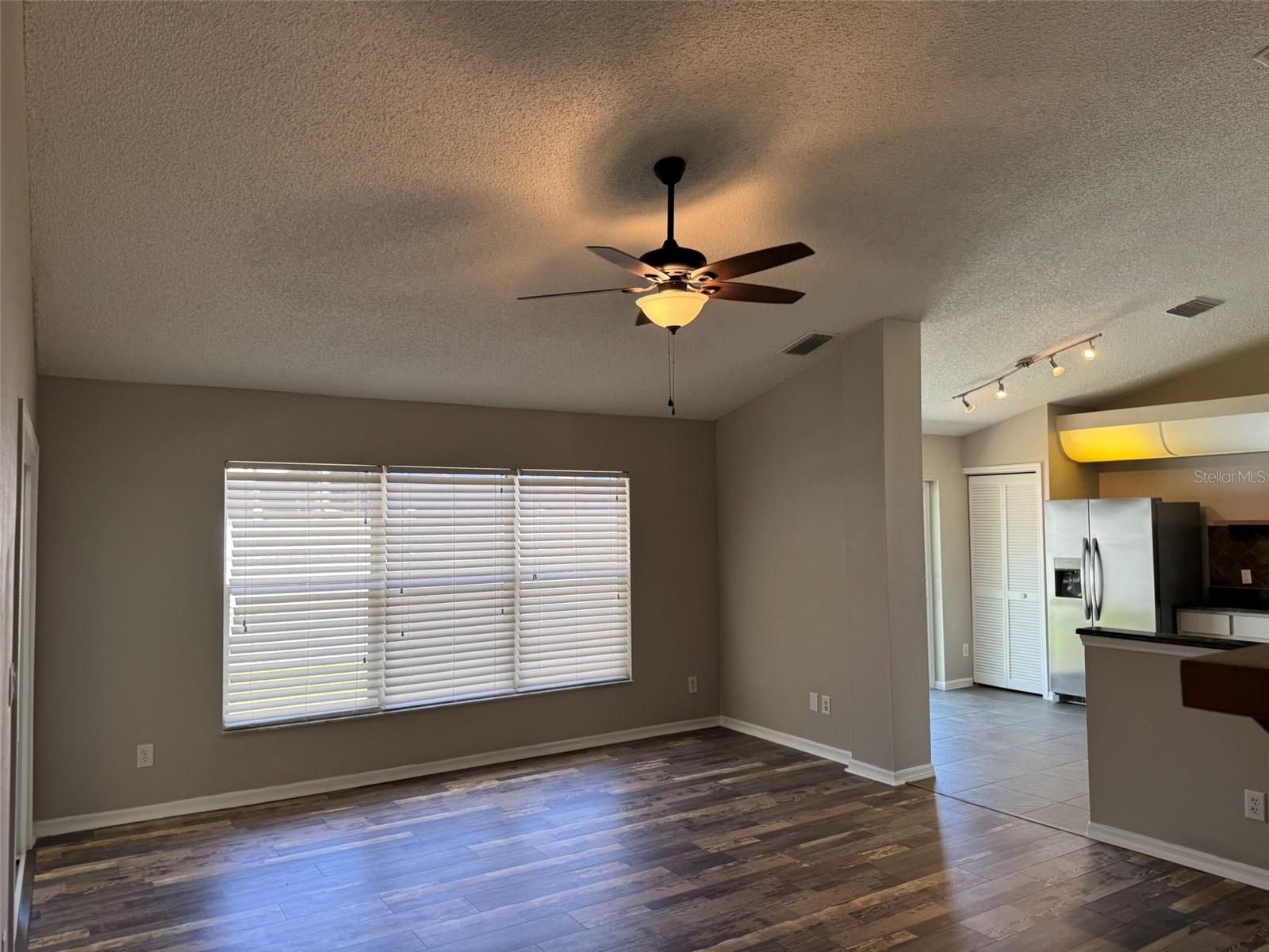 10104 Beefmaster Ct Property Photo 6